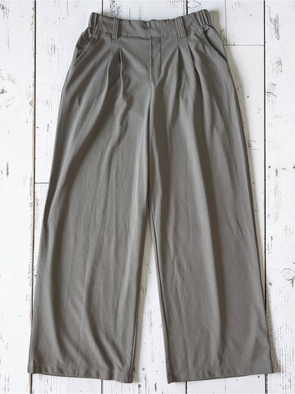 Halara Gray Pleated Wide Leg Pants Size M Regular High Rise Stretch Trouser